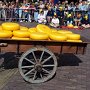 auf der Transportkarre